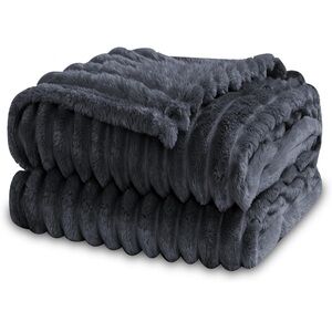 Kixshopping Dark Grey 3D Striped Jacquard Throw Blanket 50x60 Lightweight Fleece